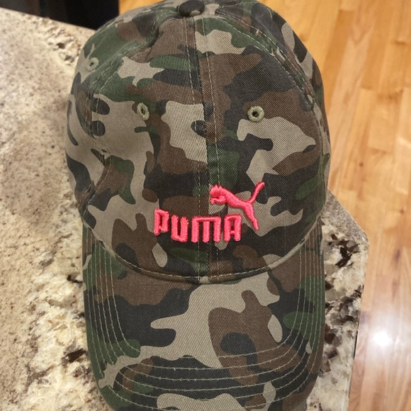 NWT PUMA CAMO HAT - Picture 1 of 10